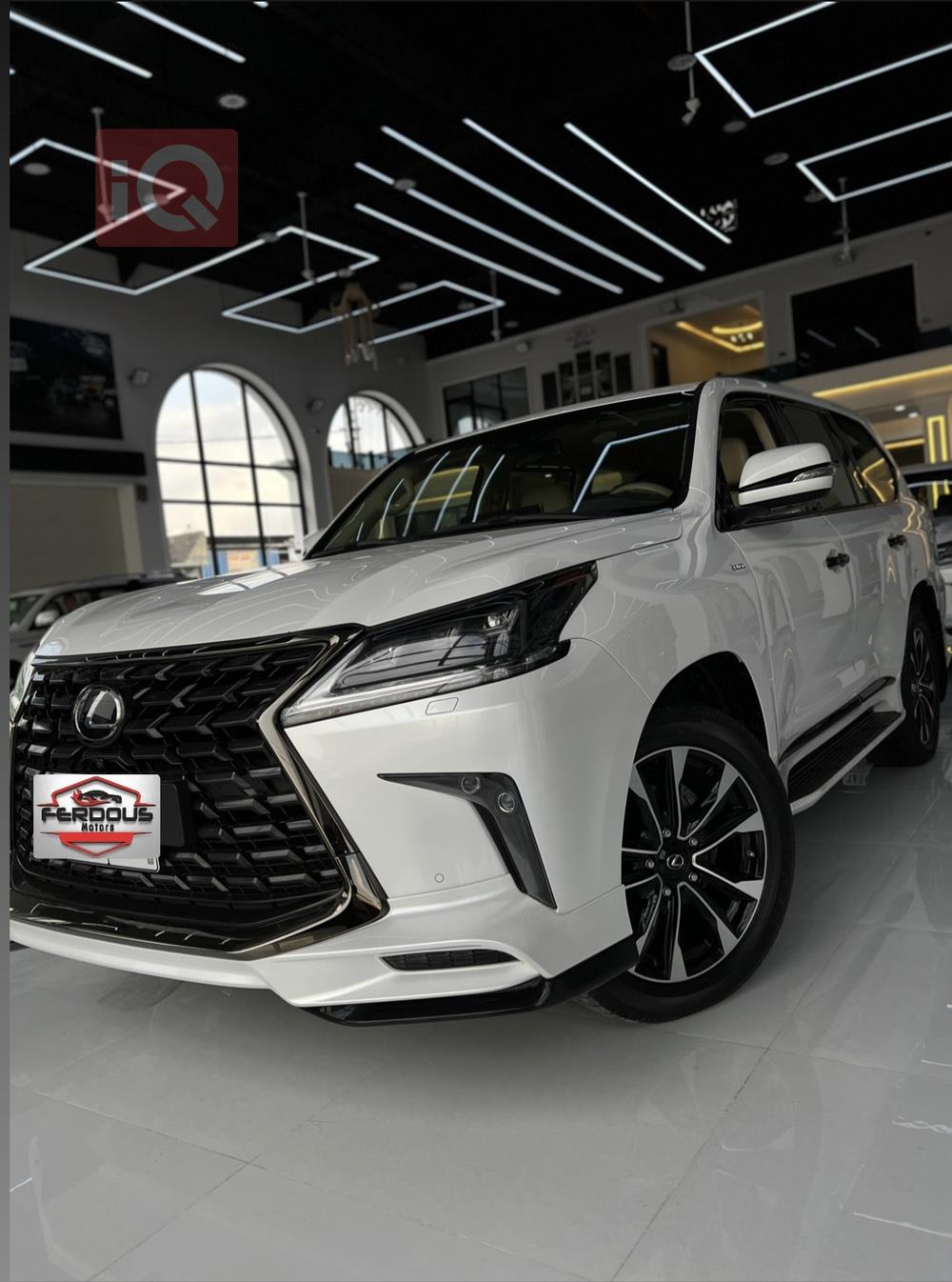 Lexus LX